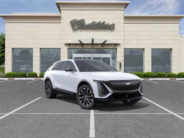 New 2026 Cadillac Lyriq Sport image 1
