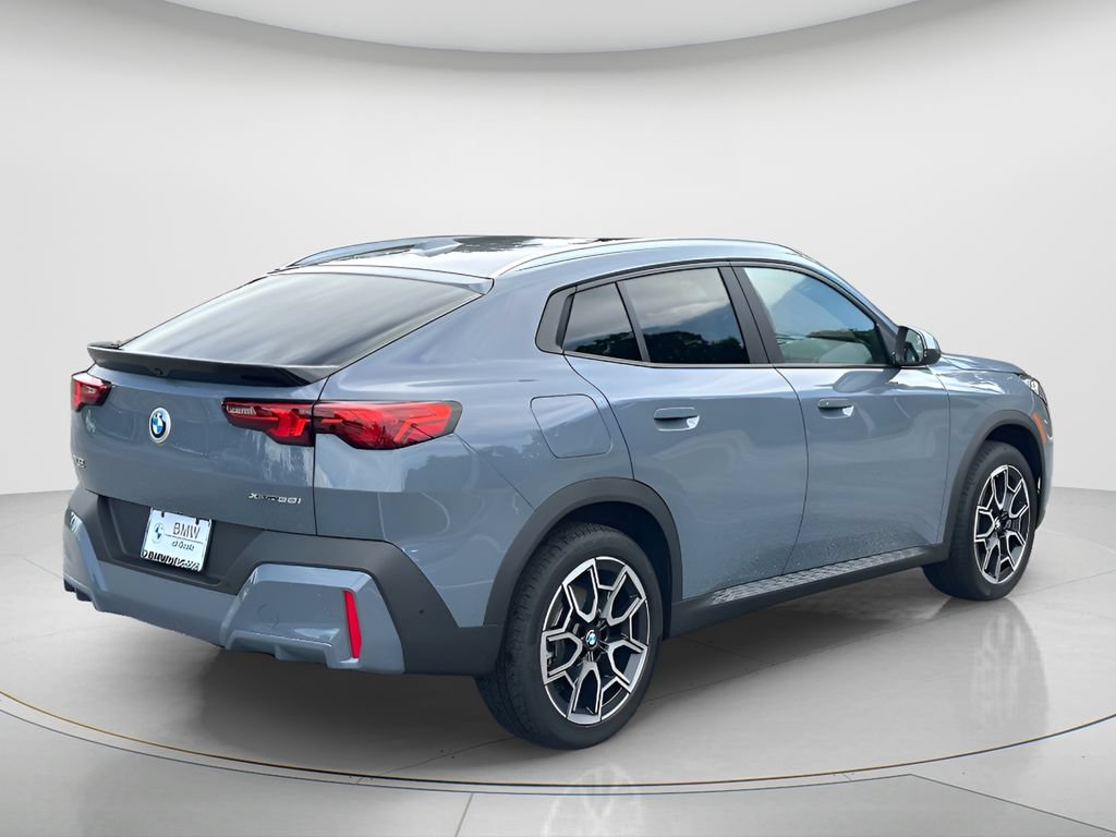 New 2026 BMW X2 xDrive28i w/ Technology Package AWD/4WD image 5