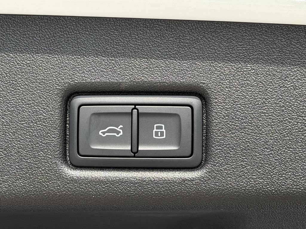 New 2026 Audi Q5 Premium Plus AWD/4WD image 15