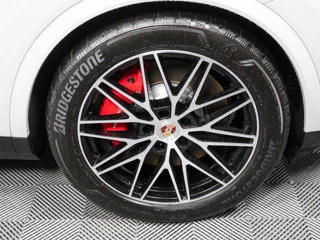 Certified 2026 Porsche Cayenne S image 40