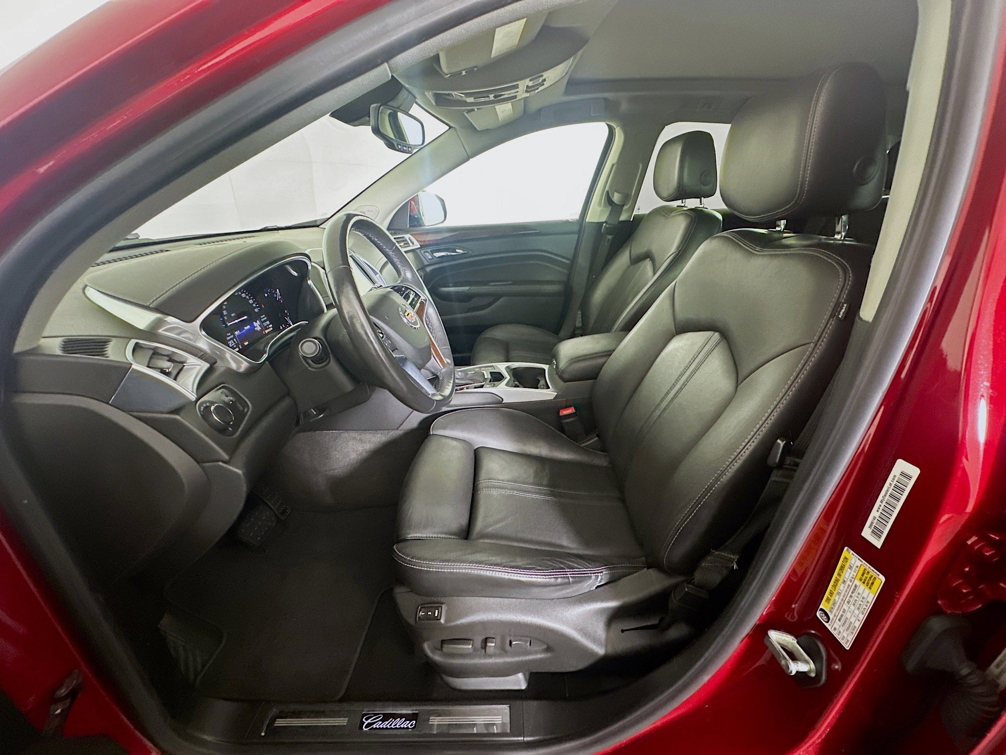 Used 2014 Cadillac SRX Luxury w/ Driver Awareness Package FWD image 13