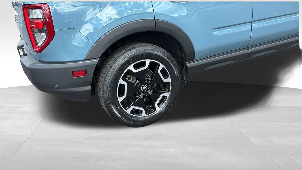 Used 2021 Ford Bronco Sport Outer Banks AWD/4WD image 8