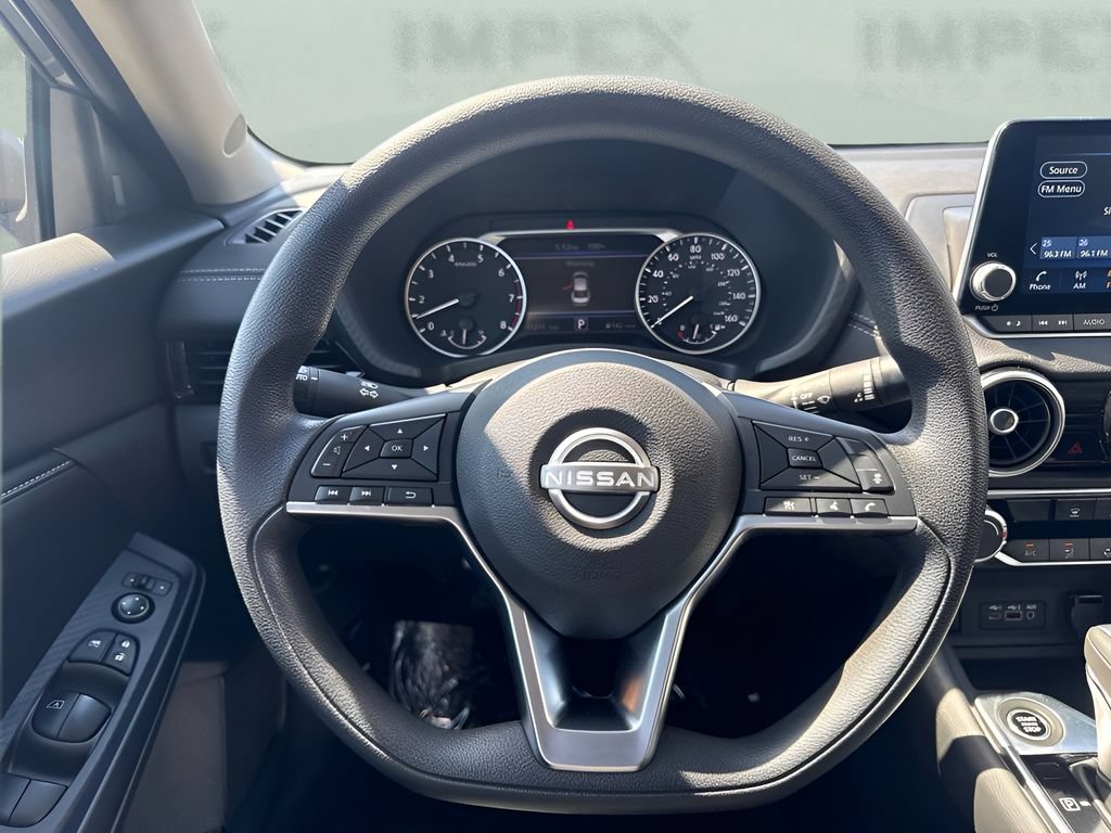Used 2025 Nissan Sentra SV FWD image 13