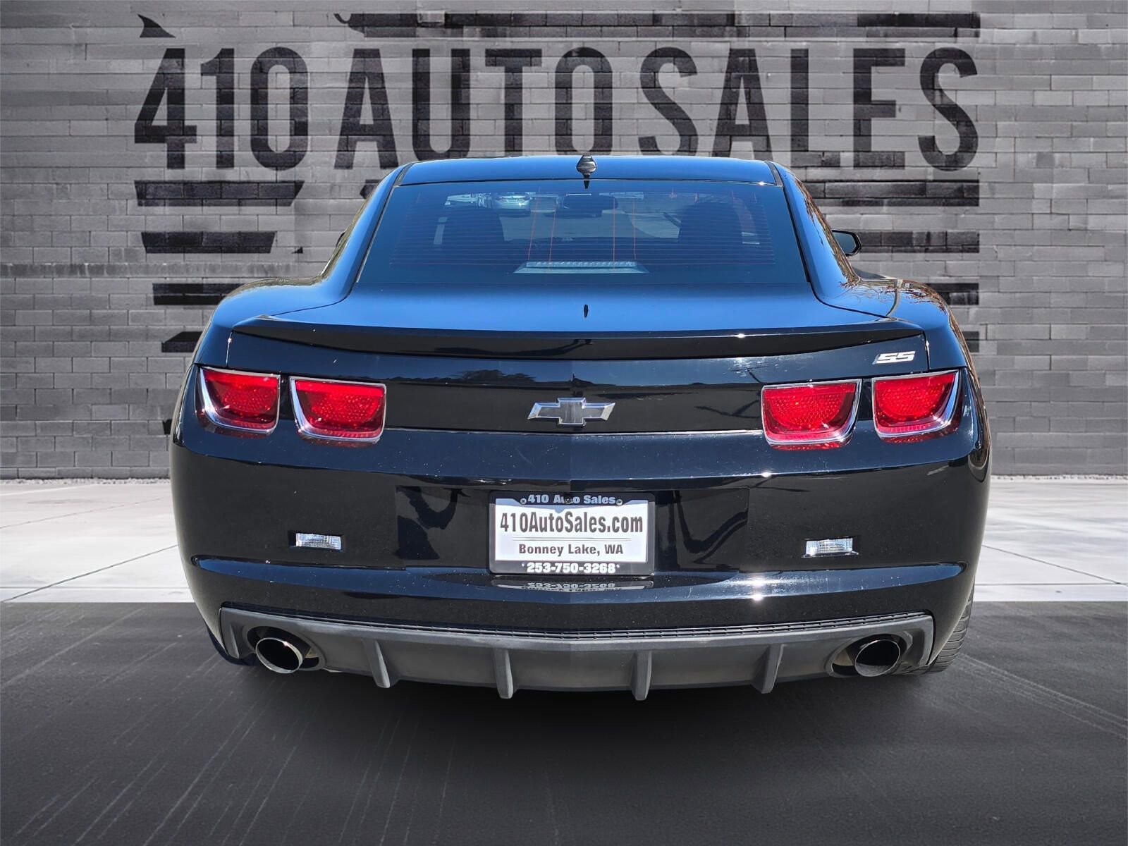 Used 2013 Chevrolet Camaro SS RWD image 4