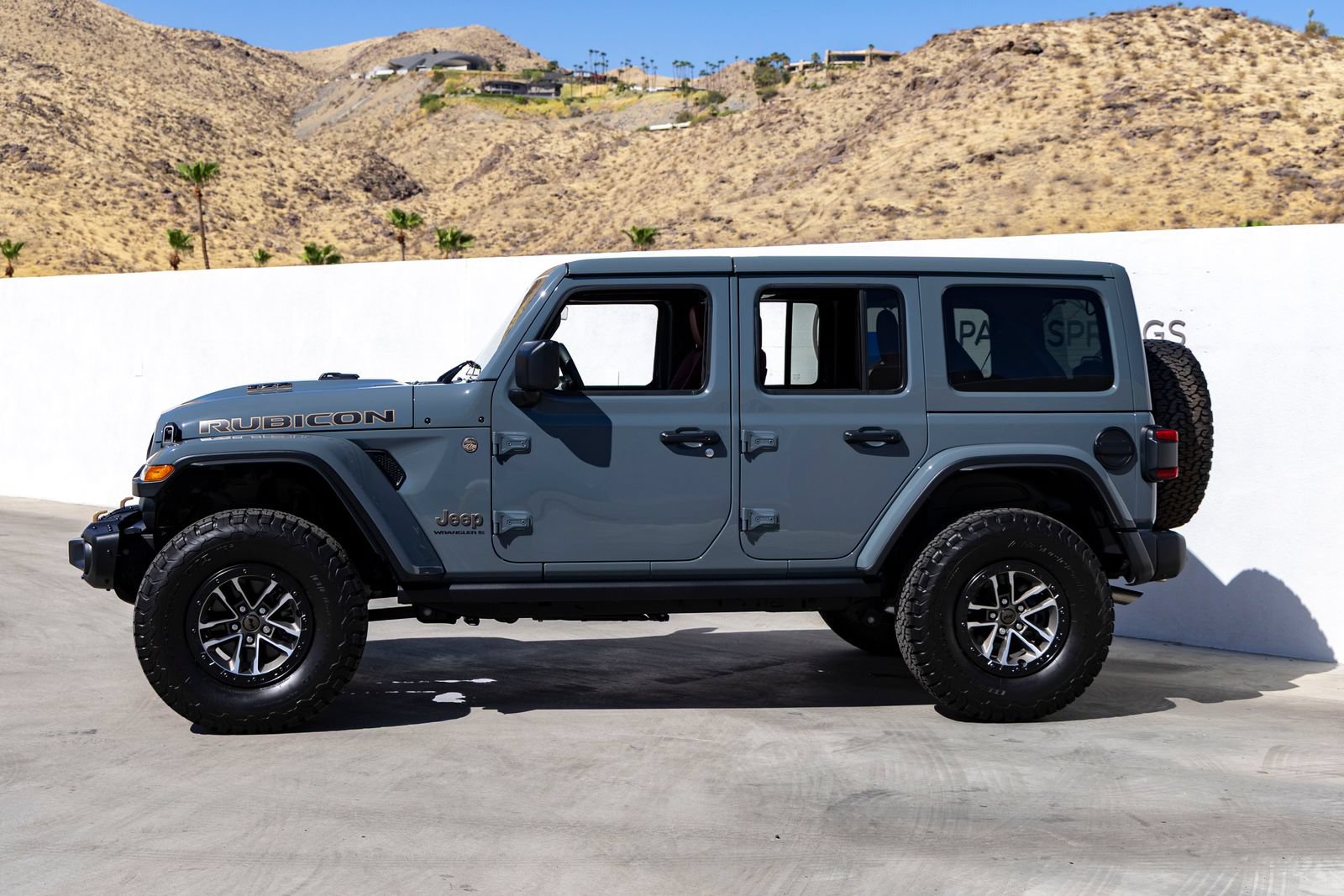 Used 2024 Jeep Wrangler Unlimited Rubicon 392 AWD/4WD image 3