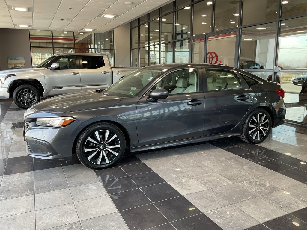 Used 2022 Honda Civic EX image 3