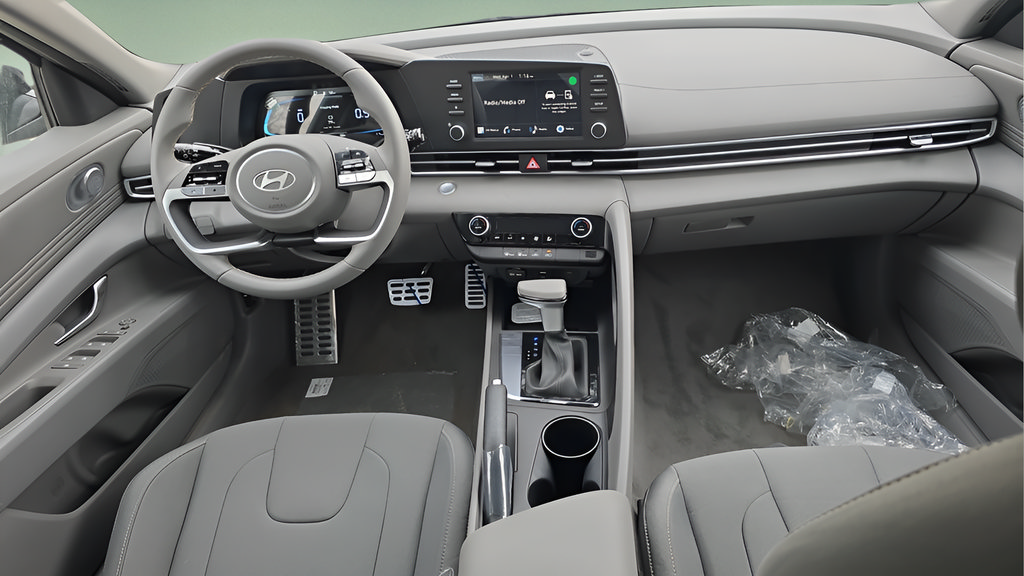 Certified 2026 Hyundai Elantra Sport FWD image 22