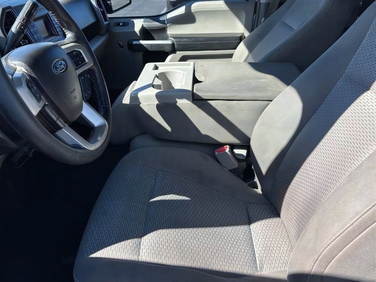 Used 2017 Ford F150 XLT AWD/4WD image 22