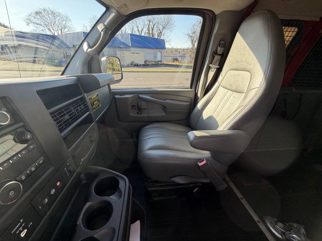 Used 2015 GMC Savana 2500 LS w/ Cold Climate Package RWD image 22
