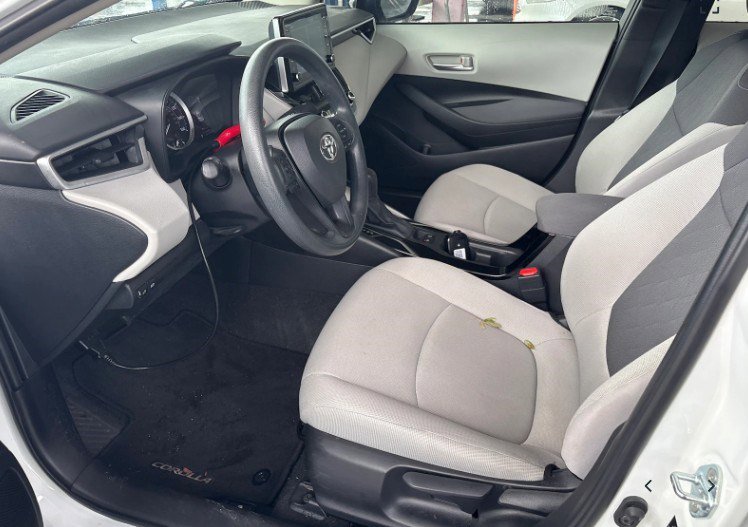 Used 2020 Toyota Corolla LE FWD image 7
