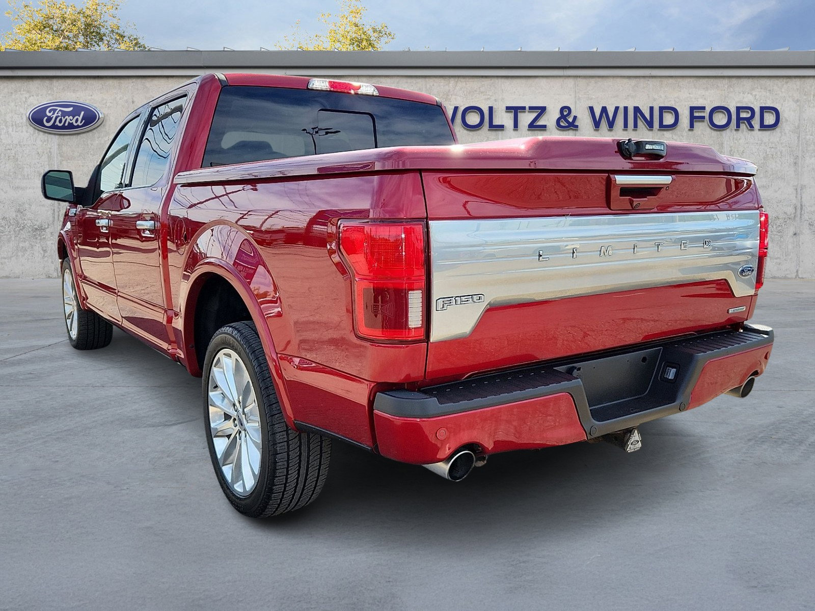 Used 2019 Ford F150 Limited w/ Trailer Tow Package AWD/4WD image 4