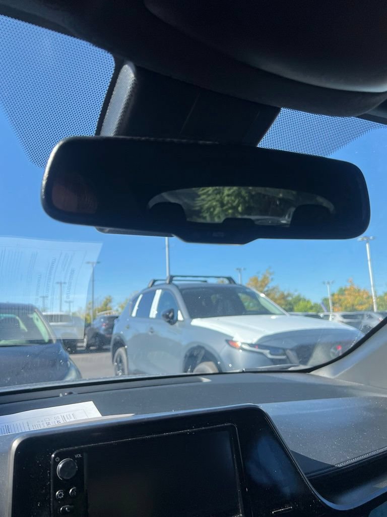 Used 2018 Toyota C-HR XLE FWD image 28