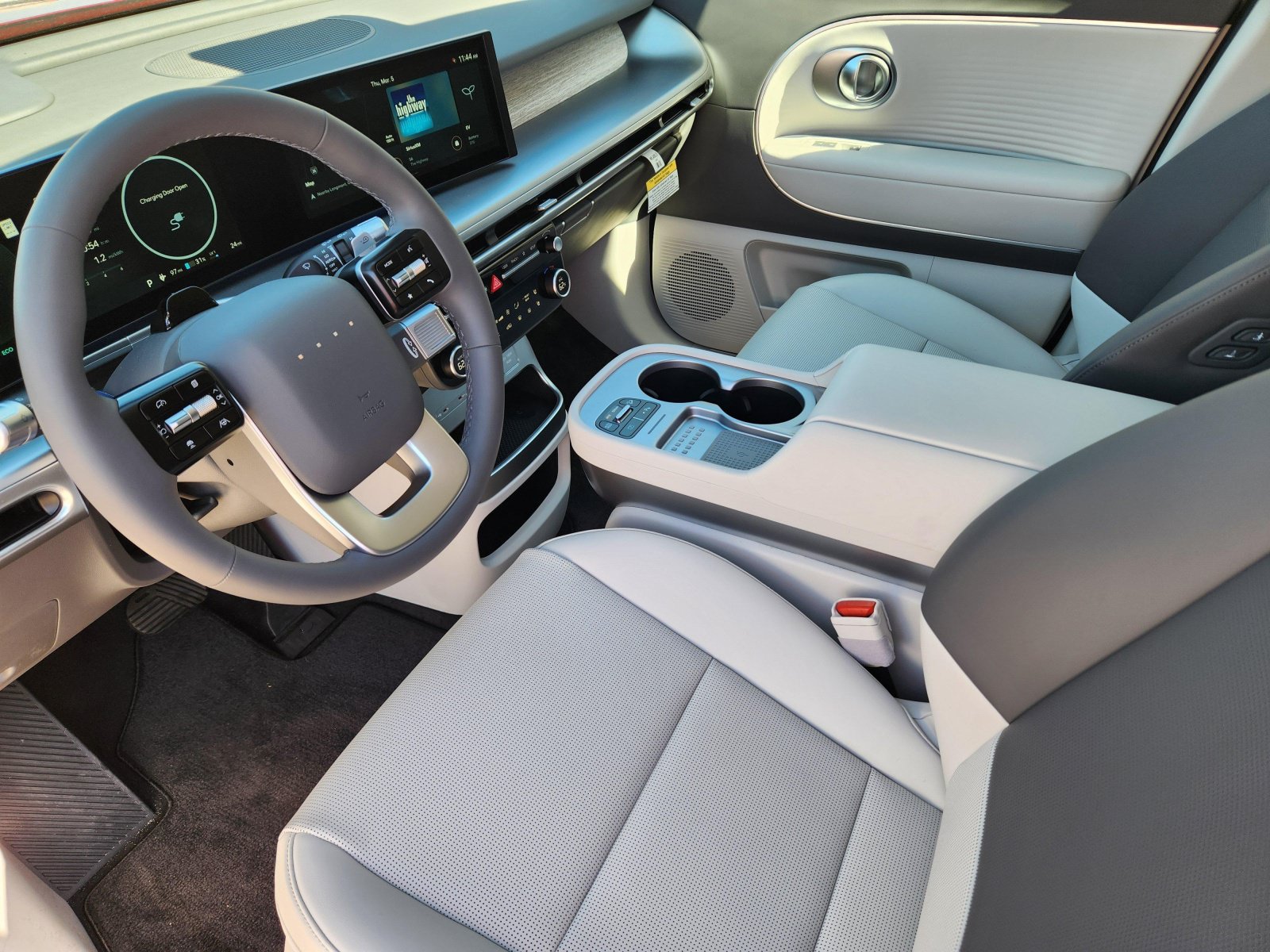 New 2026 Hyundai Ioniq 9 SEL AWD/4WD image 8