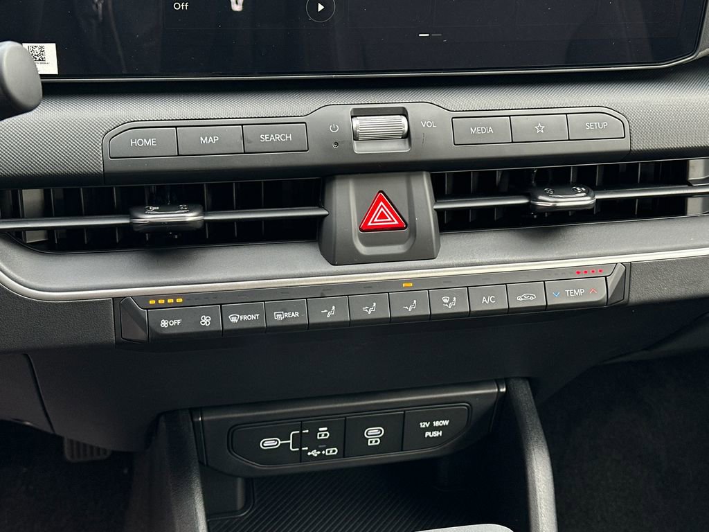 New 2025 Kia K4 LXS image 26