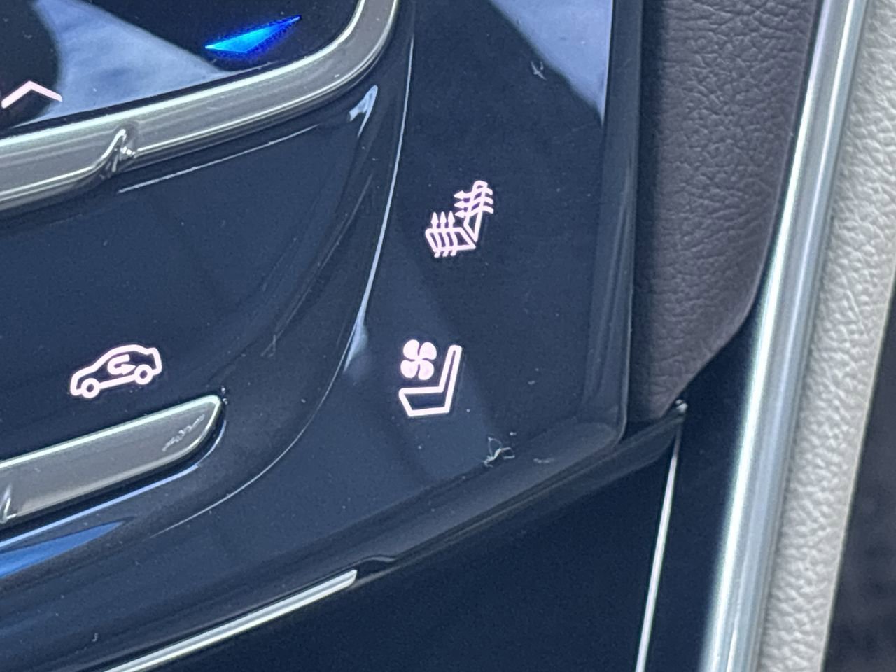 Used 2017 Cadillac XTS Luxury image 23