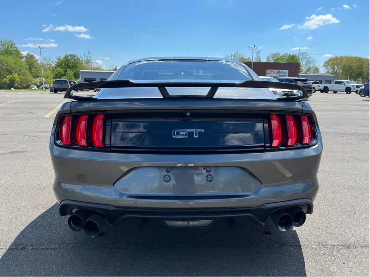 Used 2018 Ford Mustang GT RWD image 6