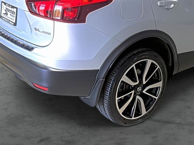 Used 2018 Nissan Rogue Sport SL w/ SL Premium Package AWD/4WD image 13