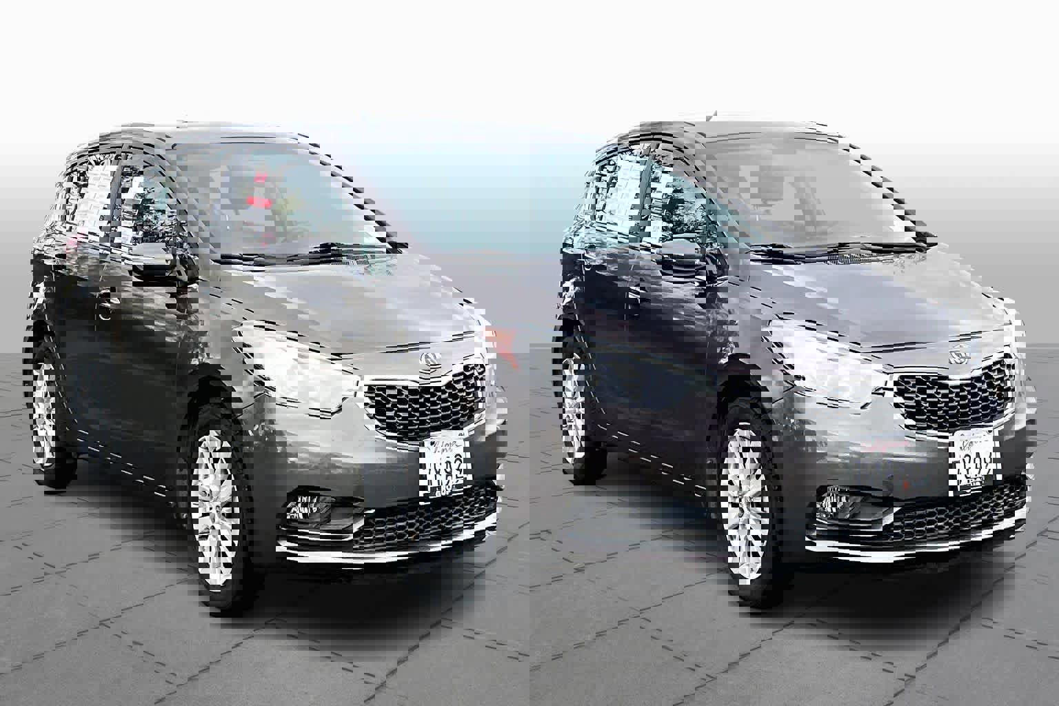 Used 2014 Kia Forte EX image 2