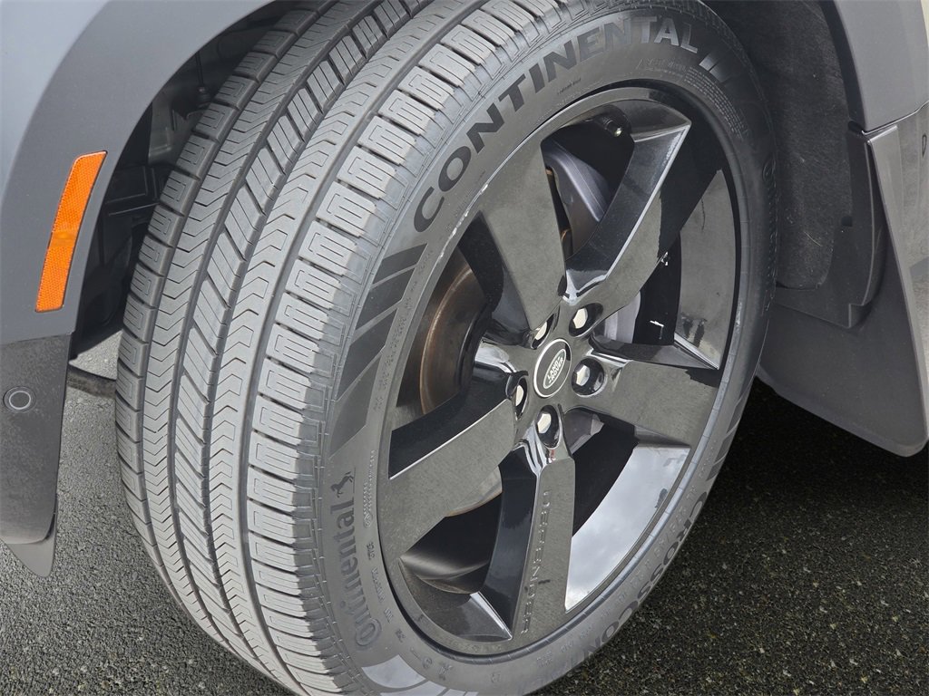 Used 2023 Land Rover Defender 110 X-Dynamic SE image 34