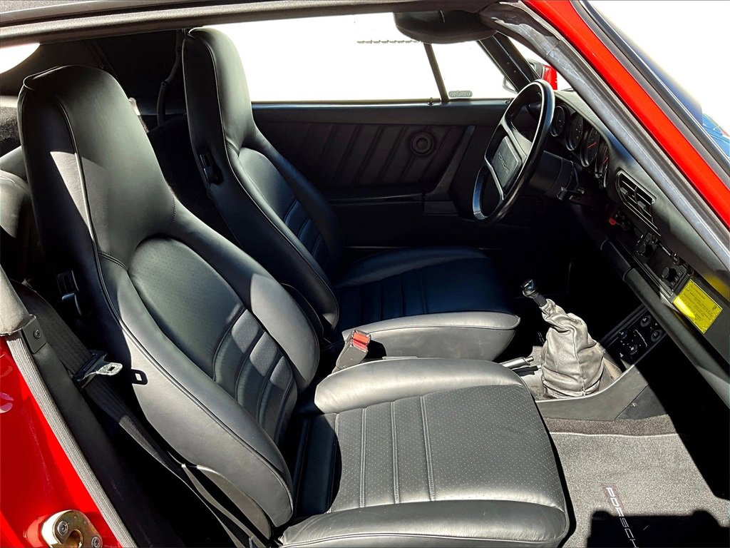 Used 1986 Porsche 911 Carrera image 12
