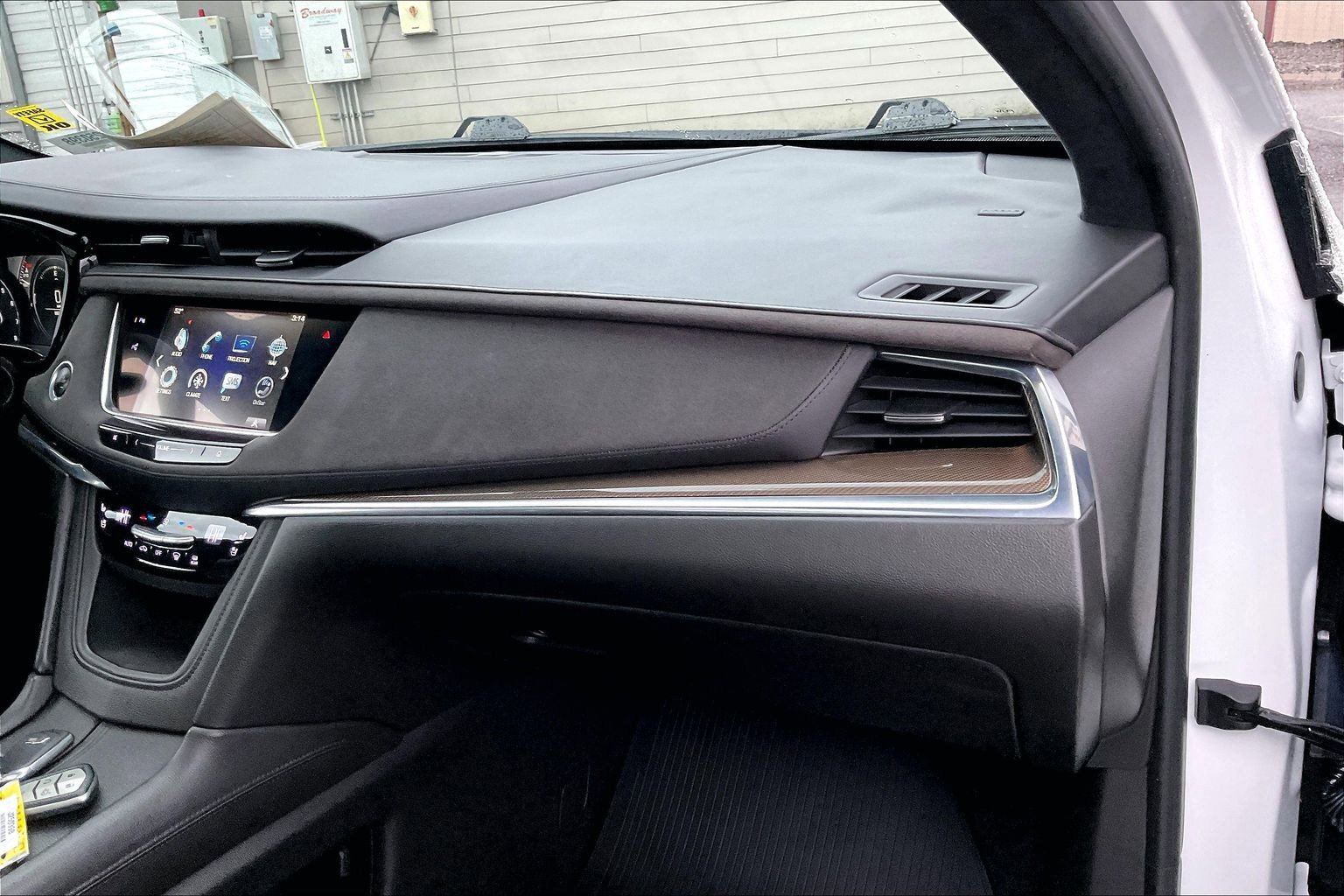 Used 2018 Cadillac XT5 Platinum image 14