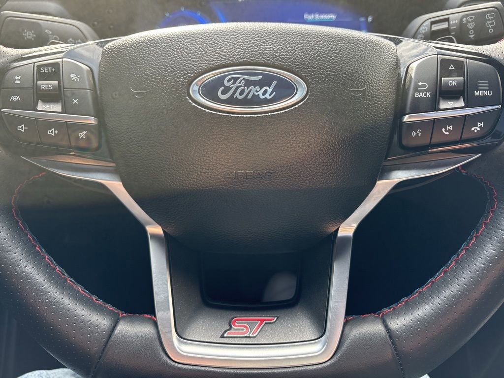 Used 2024 Ford Explorer ST w/ Equipment Group 401A AWD/4WD image 16