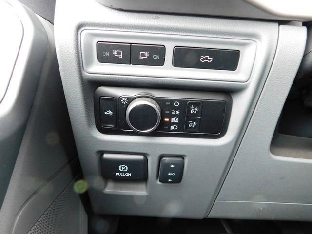 Used 2023 Ford F150 Lightning XLT image 29