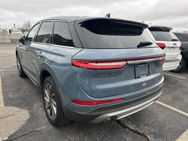 Used 2023 Lincoln Corsair AWD w/ Equipment Group 101A image 4