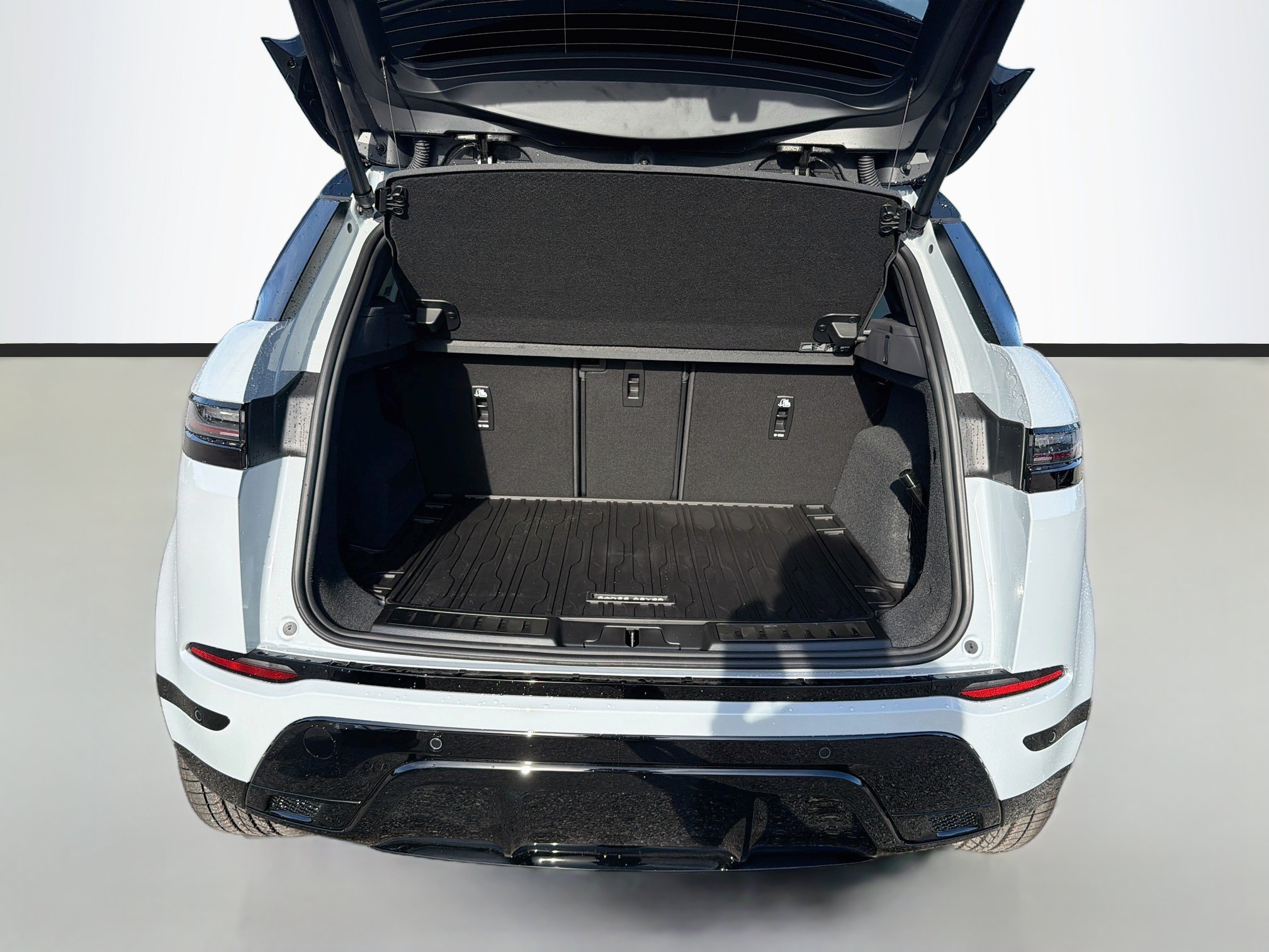 New 2026 Land Rover Range Rover Evoque Hoxton AWD/4WD image 12