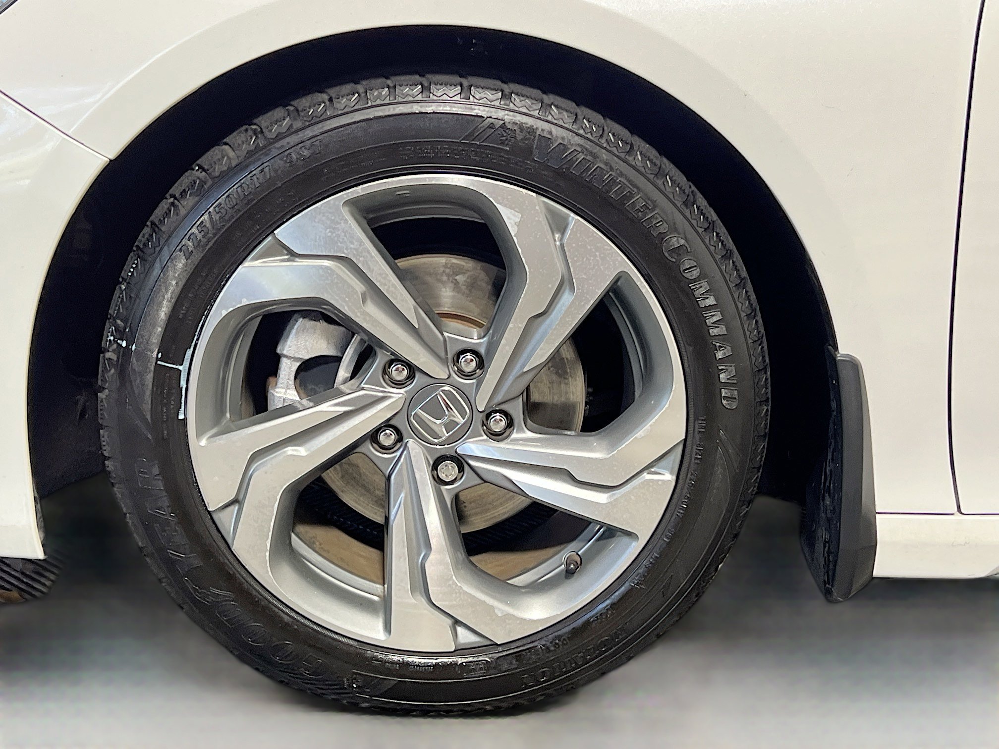 Used 2018 Honda Accord EX-L image 12