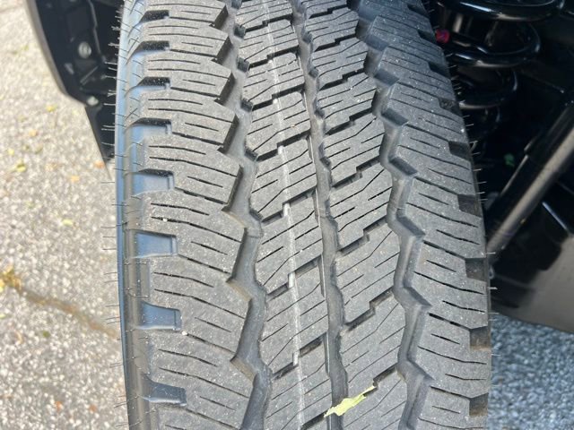 New 2025 Ford F250 Platinum image 26