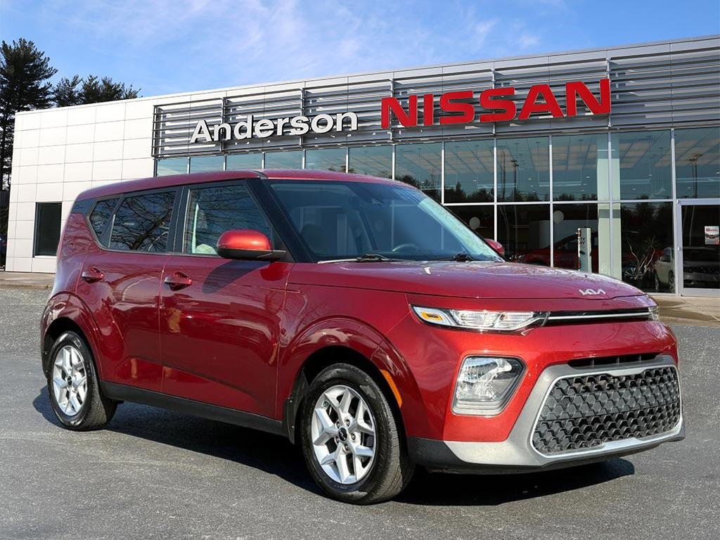 Used 2022 Kia Soul LX w/ Technology Package