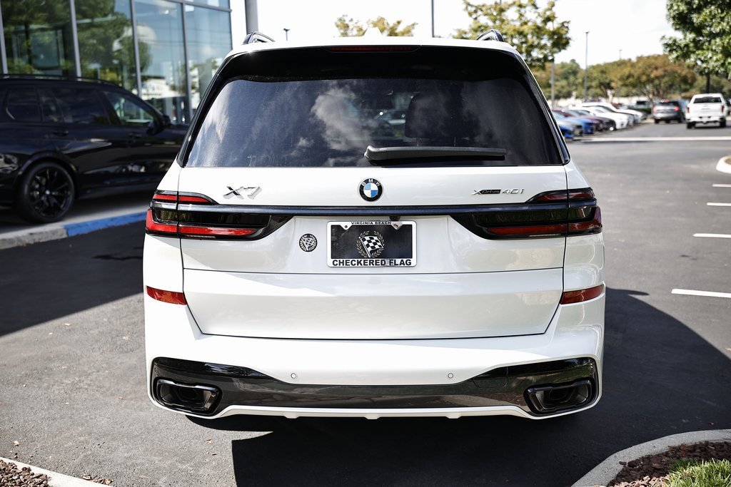 New 2026 BMW X7 xDrive40i image 7