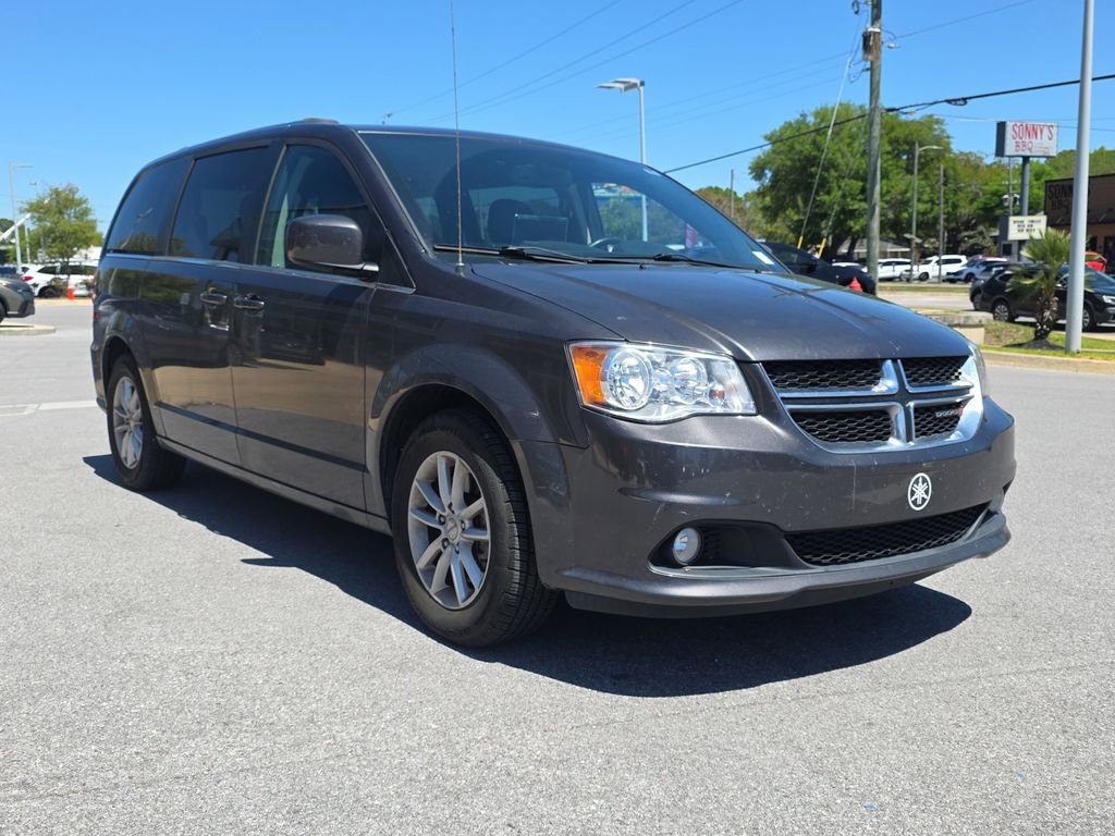 Used 2018 Dodge Grand Caravan SXT image 11