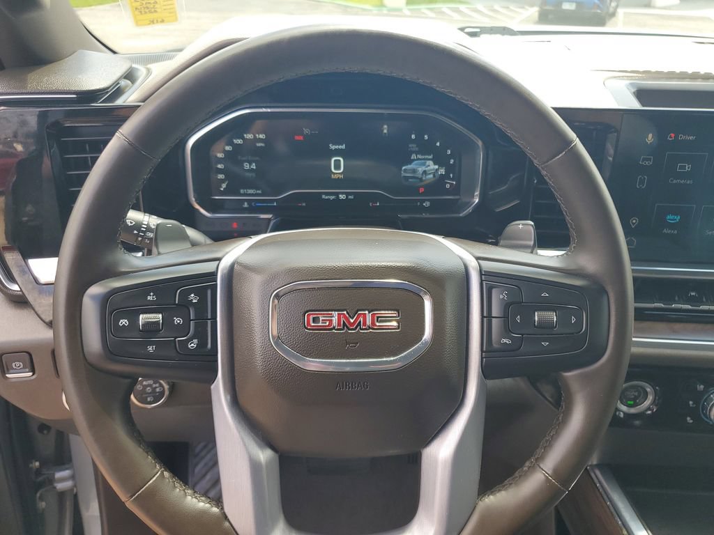 Used 2023 GMC Sierra 1500 SLT w/ SLT Premium Package AWD/4WD image 11