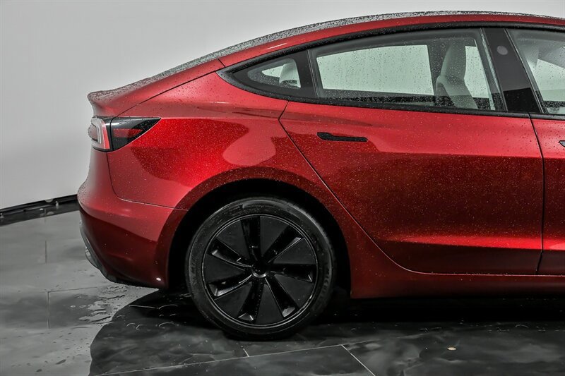 Used 2025 Tesla Model 3 Long Range AWD/4WD image 11