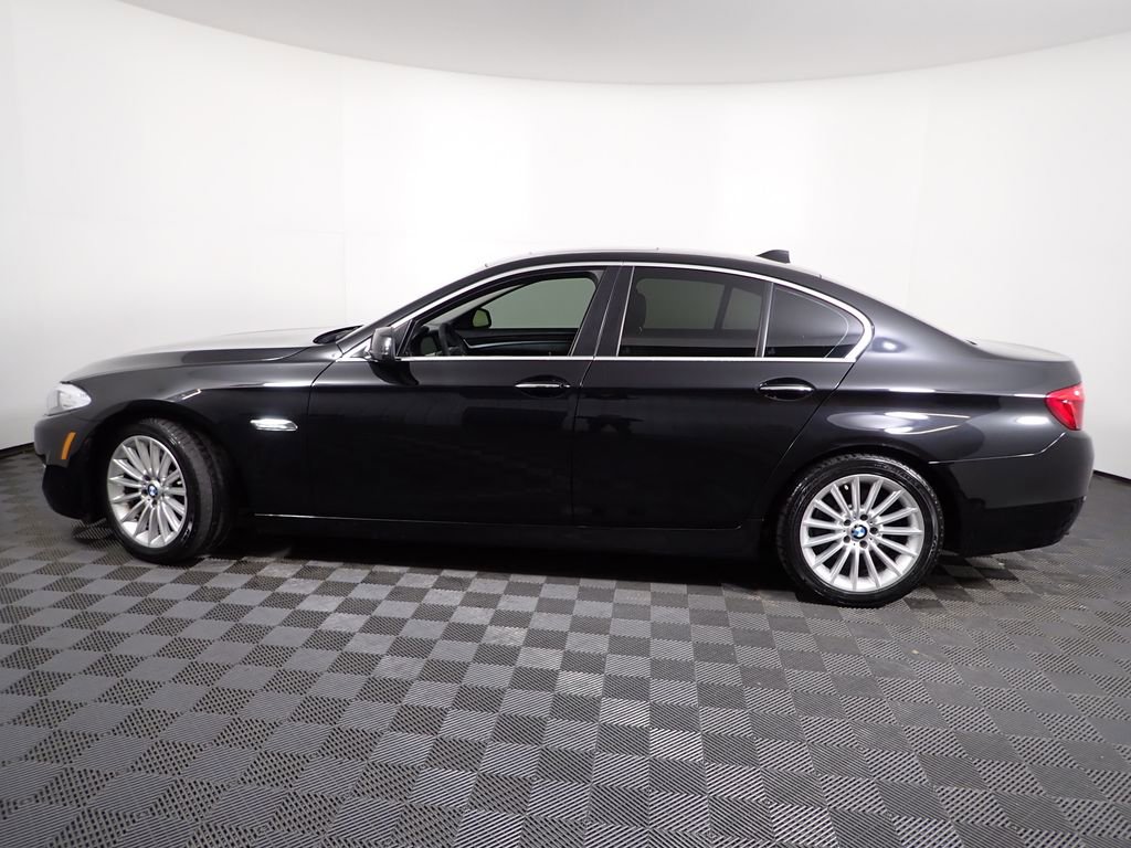 Used 2013 BMW 535i xDrive Sedan image 9