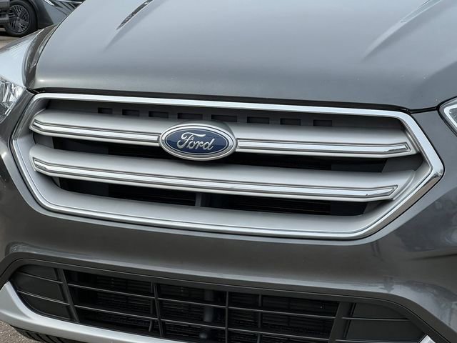 Used 2019 Ford Escape SE image 35