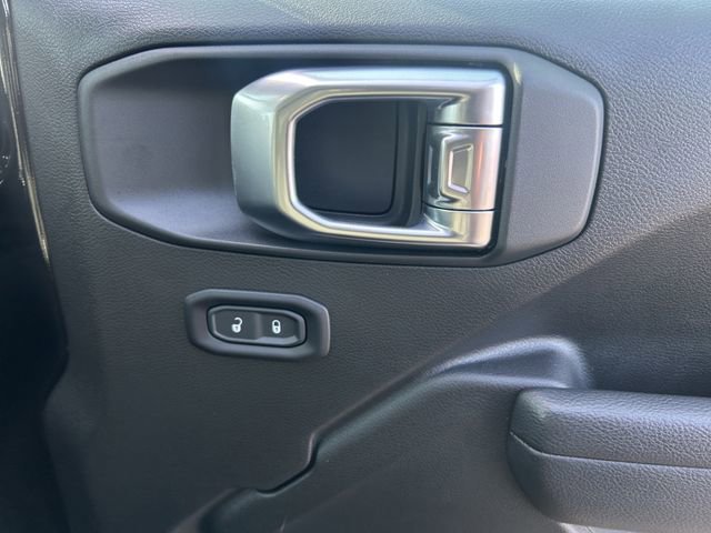 Used 2022 Jeep Wrangler Sport S image 21