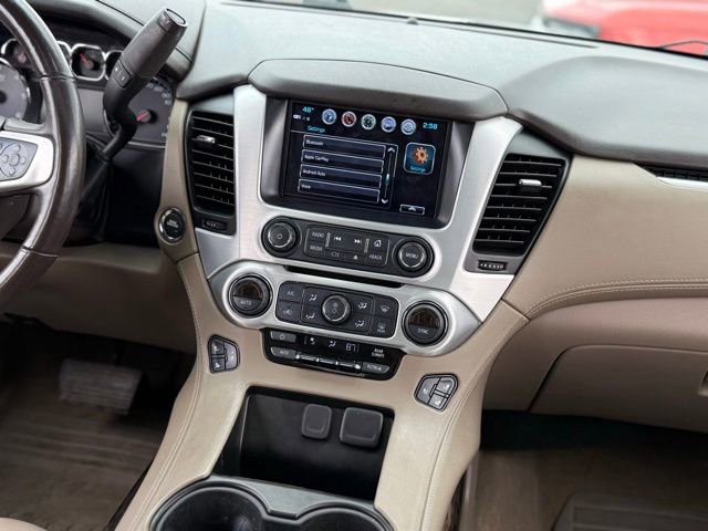 Used 2018 GMC Yukon XL SLT w/ Open Road Package AWD/4WD image 29