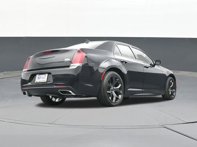 Used 2022 Chrysler 300 Touring L image 47