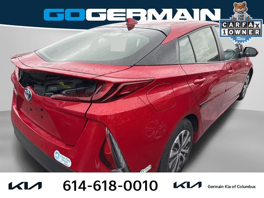 Used 2022 Toyota Prius Prime LE image 5
