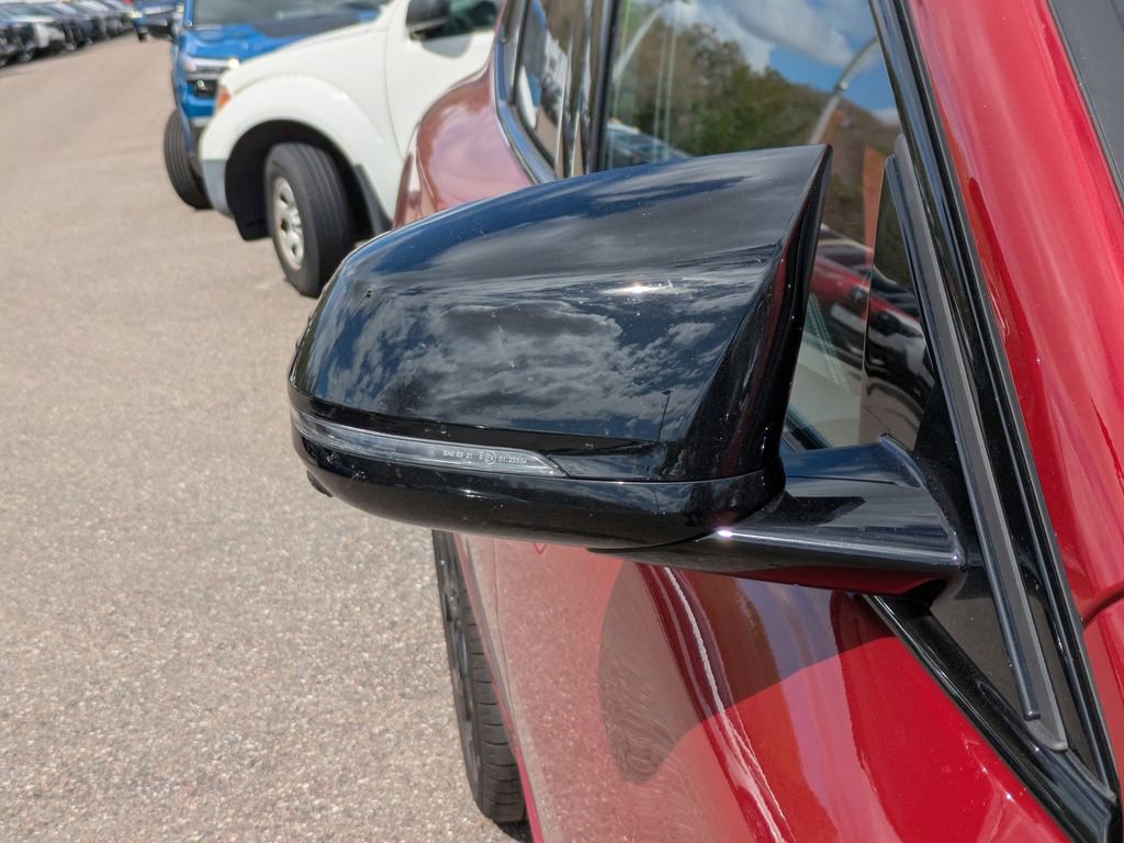 Used 2025 BMW X2 M35i w/ Premium Package image 10