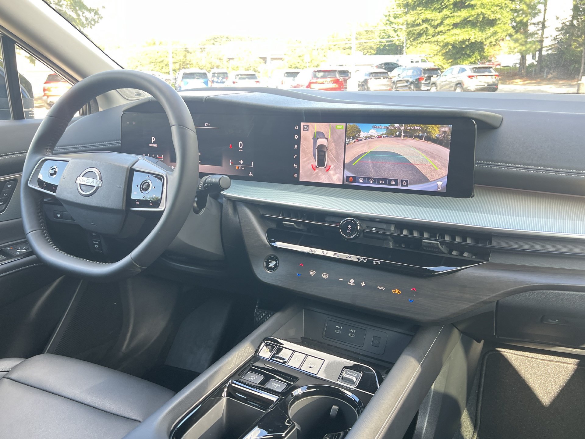 Used 2025 Nissan Murano SL AWD/4WD image 3