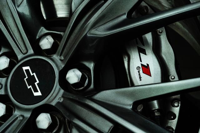 Used 2022 Chevrolet Camaro ZL1 image 22