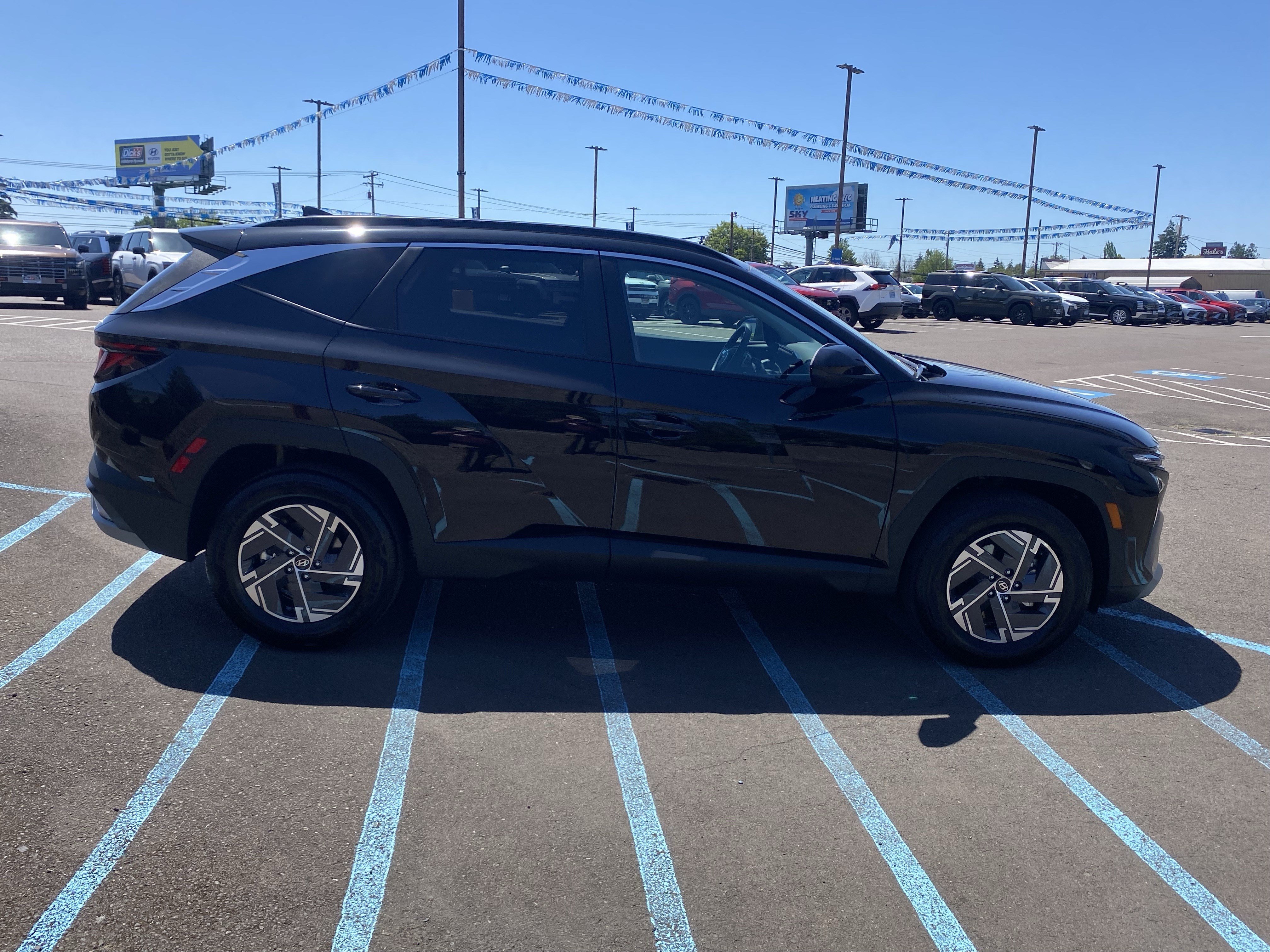 Certified 2025 Hyundai Tucson Blue AWD/4WD image 6