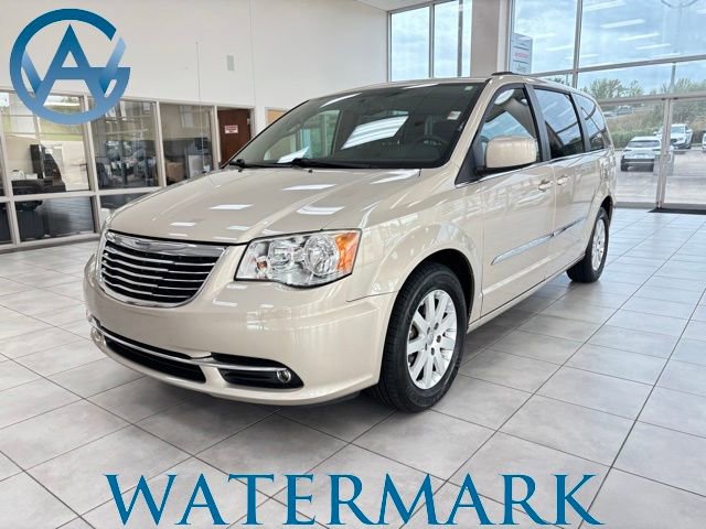 Used 2015 Chrysler Town & Country Touring