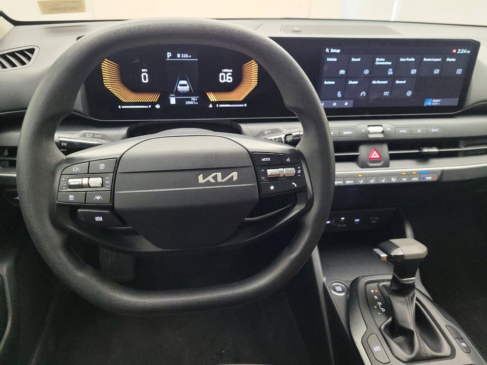 Used 2025 Kia K4 FWD image 22