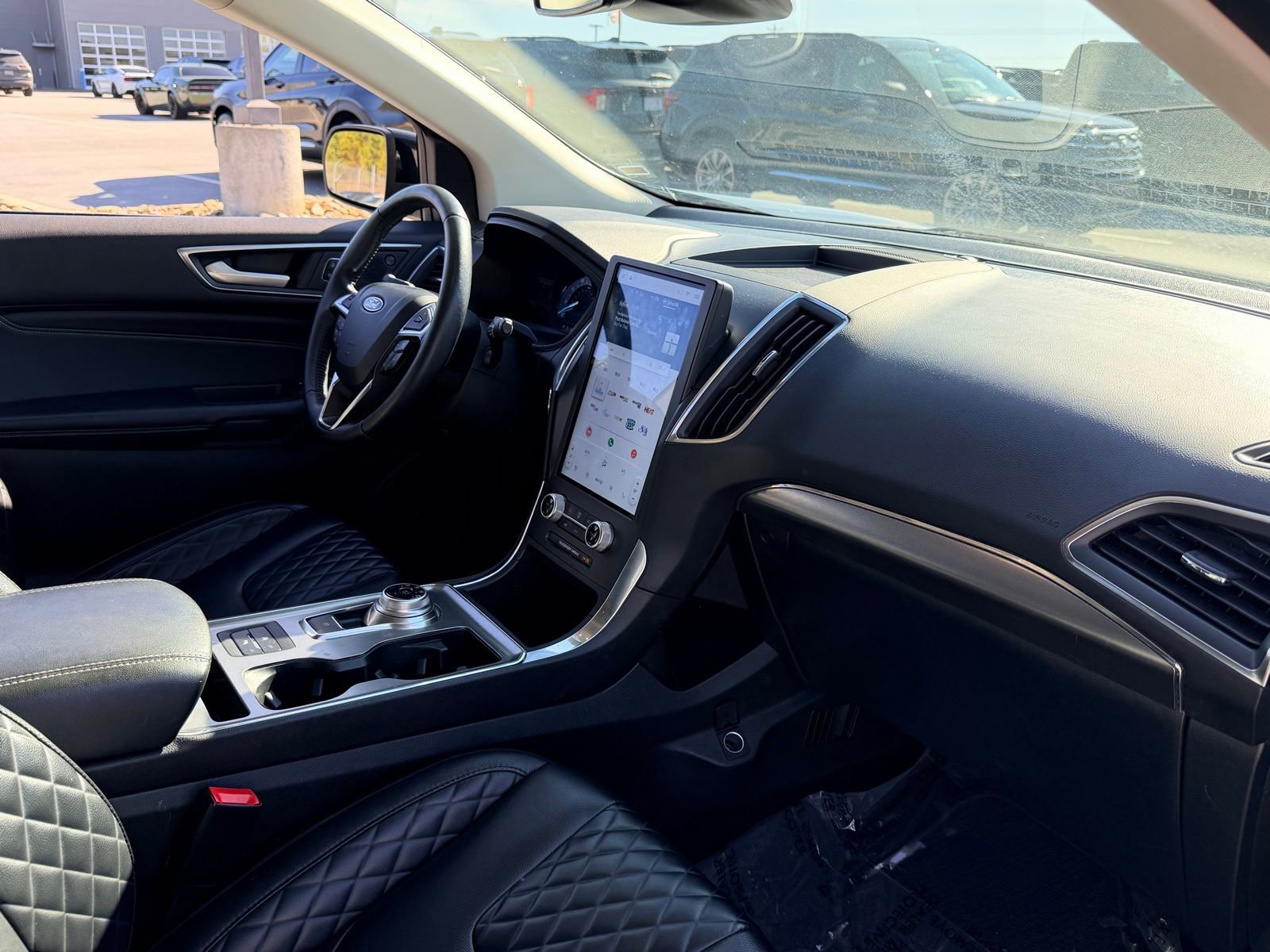 Used 2024 Ford Edge Titanium AWD/4WD image 21