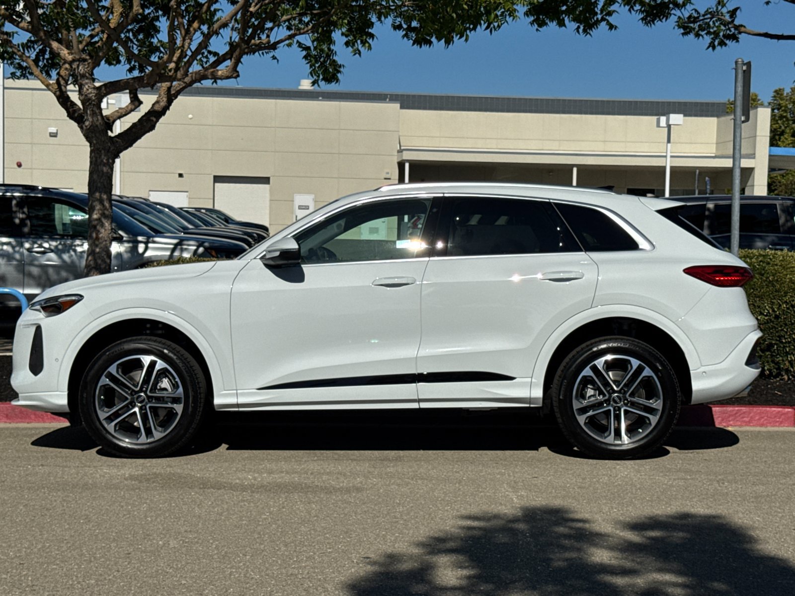 New 2026 Audi Q5 Premium AWD/4WD image 3
